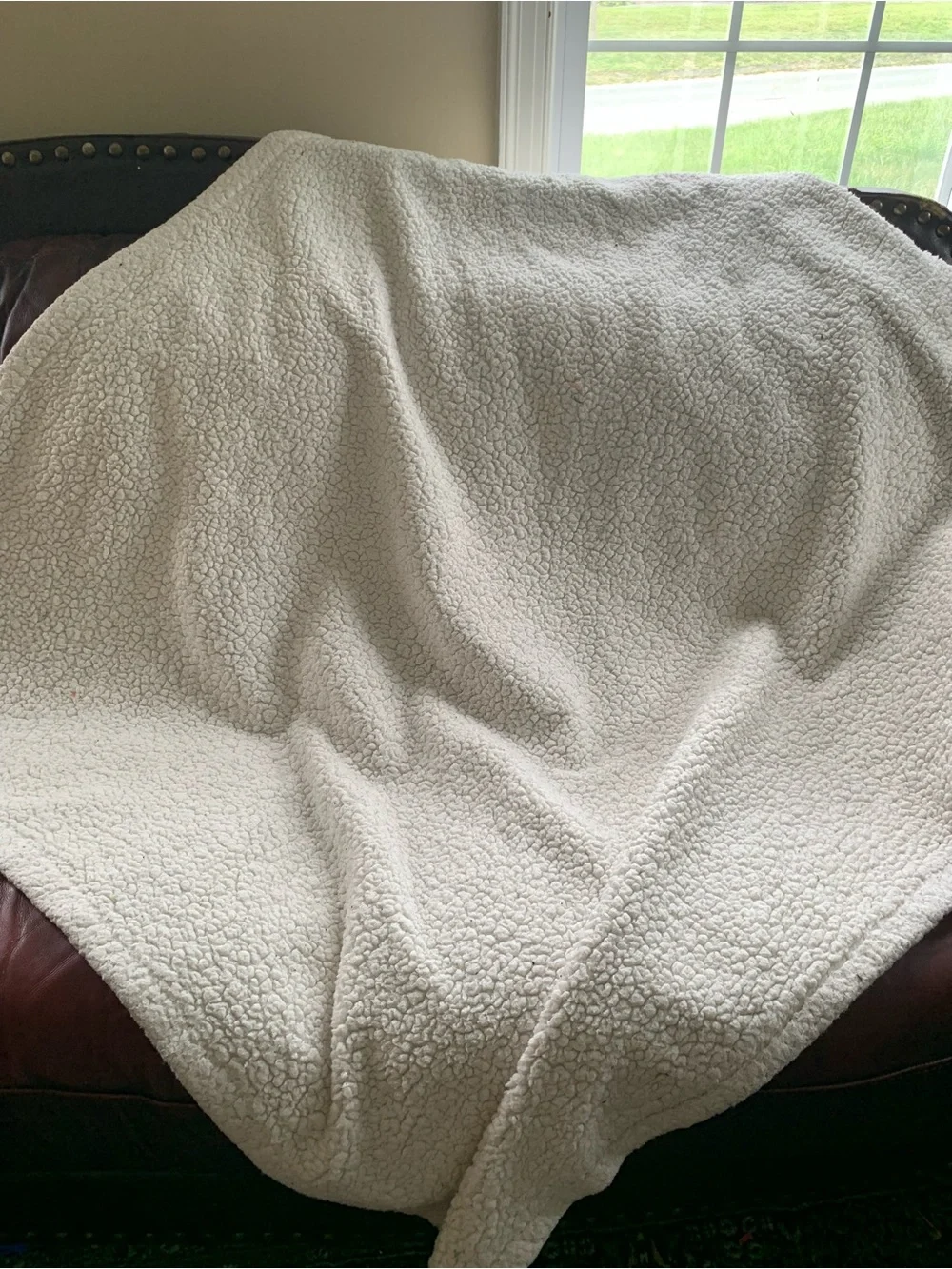 Sonoma Reversible Sherpa Blanket in Cream and Tan 50x60”